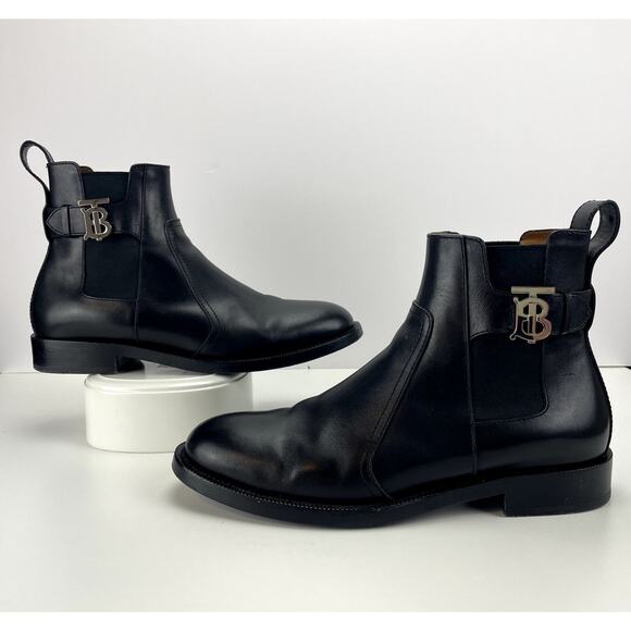 Mens BURBERRY Luke Chelsea Ankle Boot UK (9) US (10) Black Leather TB Buckle Box - Picture 1 of 7